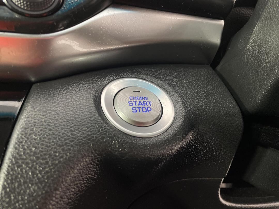 Photo '26' of Hyundai Elantra