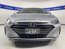 Thumbnail '2' of Hyundai Elantra