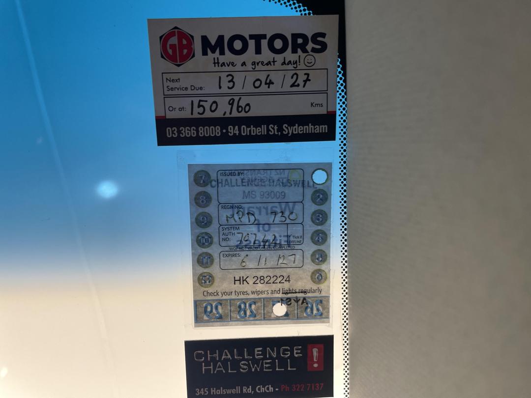 Photo '29' of Hyundai Elantra