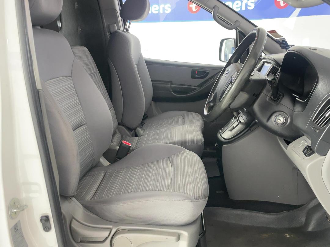 Photo '16' of Hyundai Iload