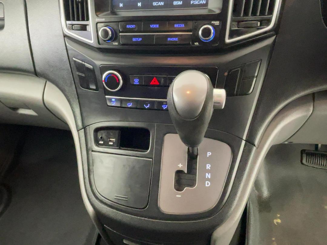Photo '18' of Hyundai Iload