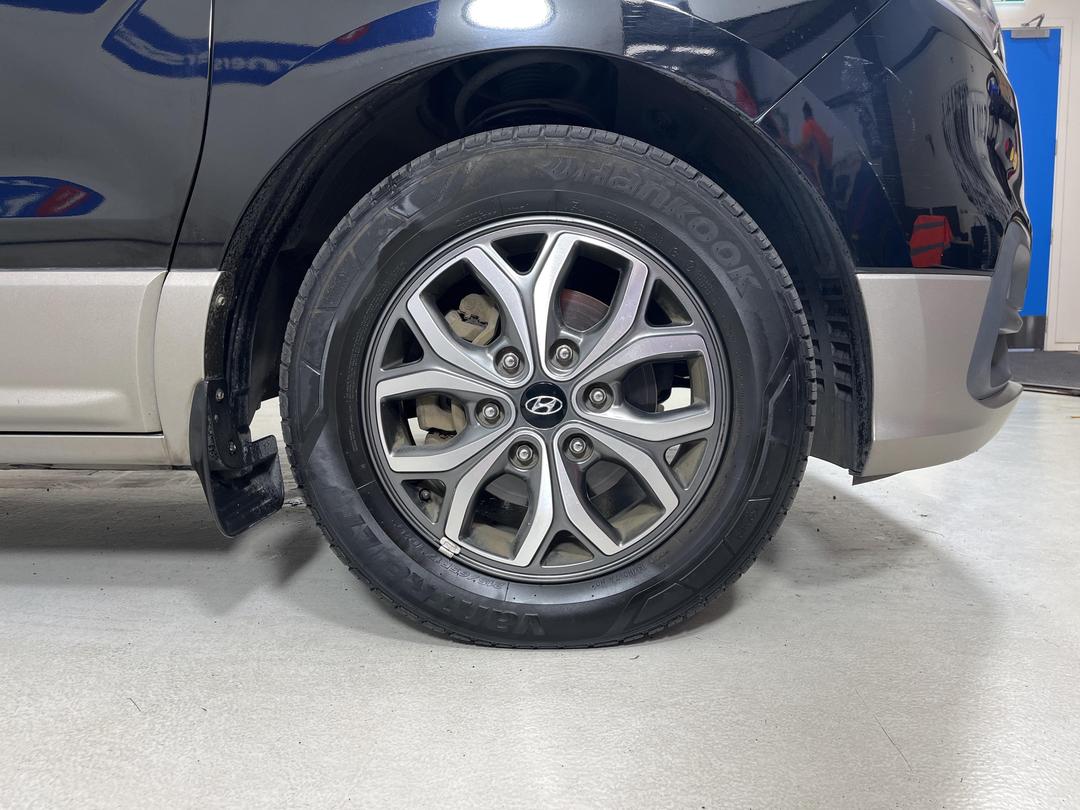 Photo '9' of Hyundai Imax