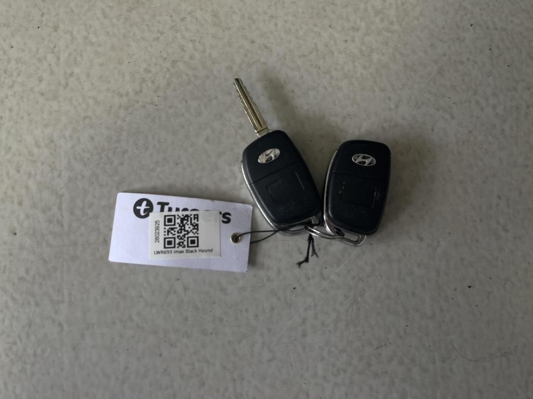 Photo '22' of Hyundai Imax