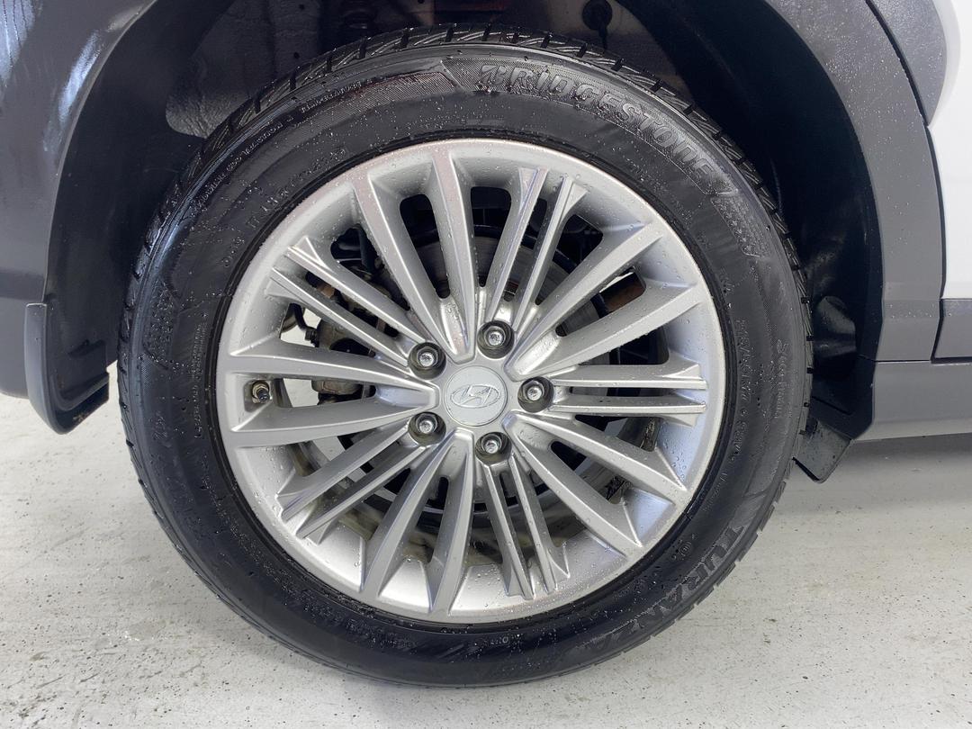 Photo '12' of Hyundai Kona