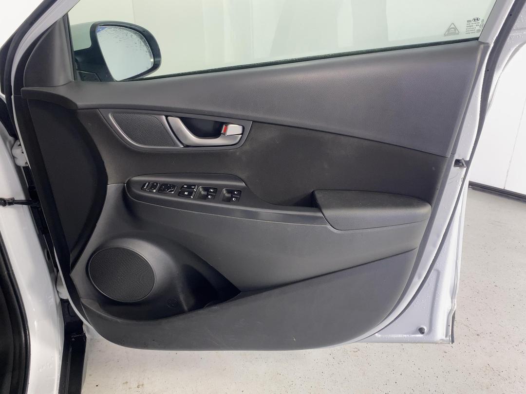 Photo '15' of Hyundai Kona