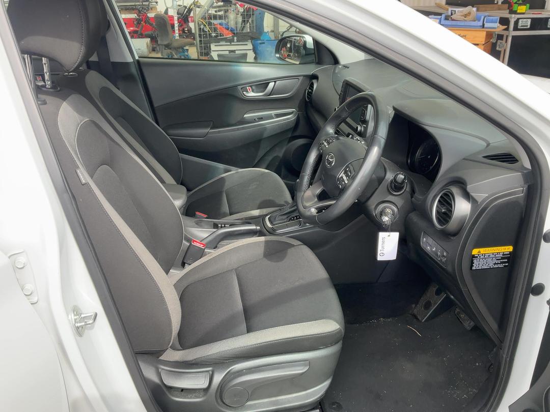Photo '16' of Hyundai Kona 1.6T AWD