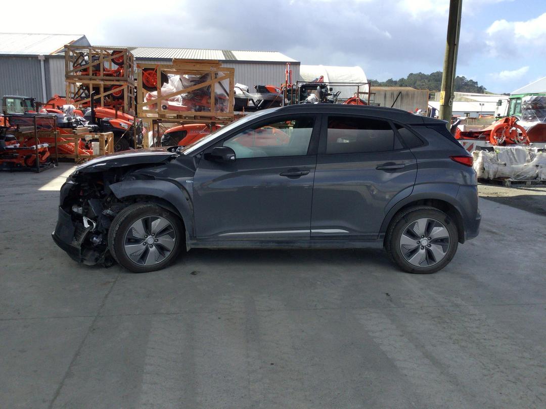 Photo '4' of Hyundai Kona EV 64KWH