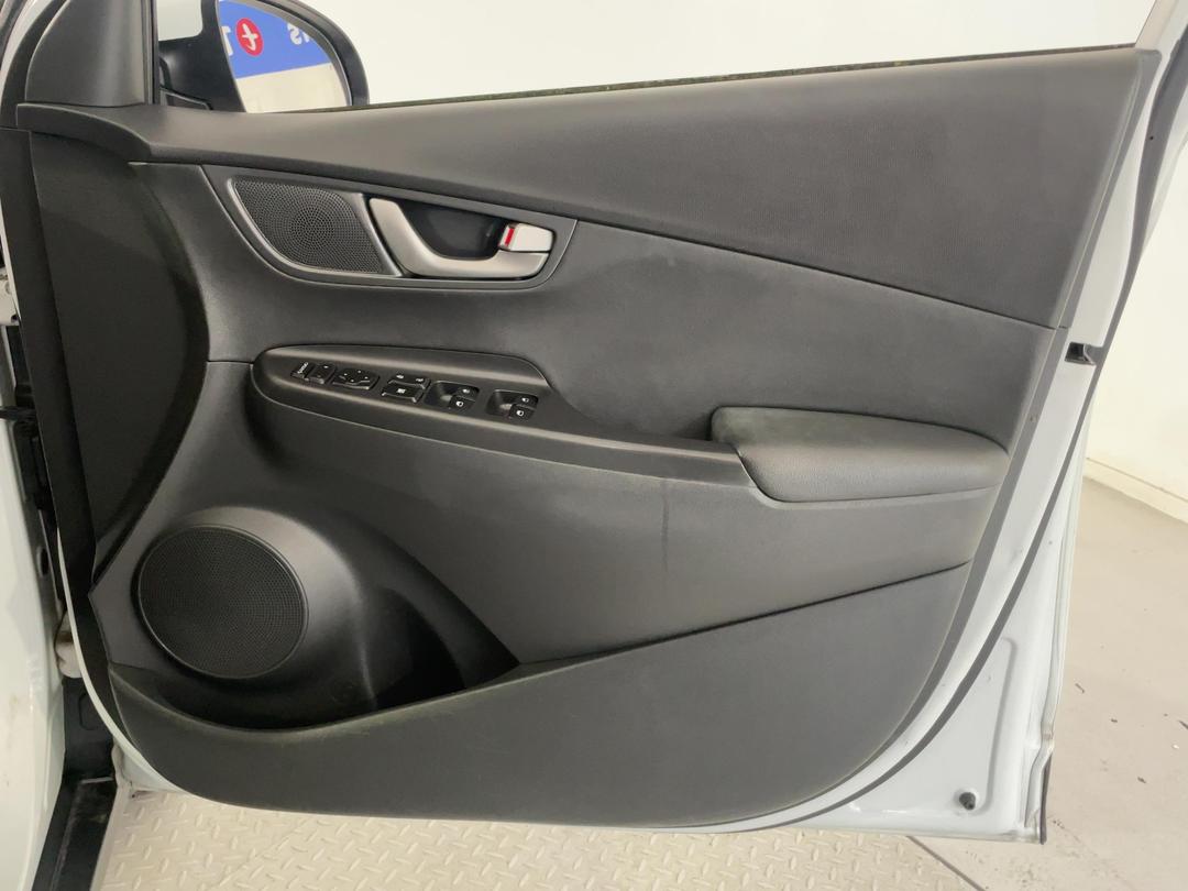 Photo '15' of Hyundai Kona