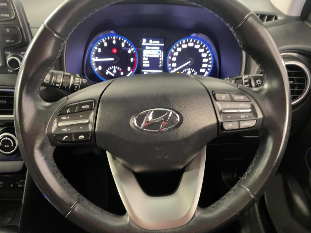 Photo '24' of Hyundai Kona