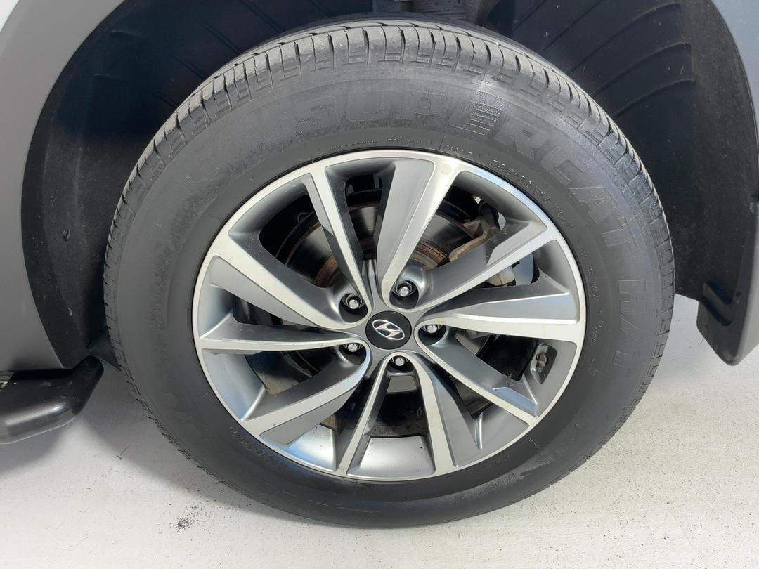 Photo '11' of Hyundai Santa FE