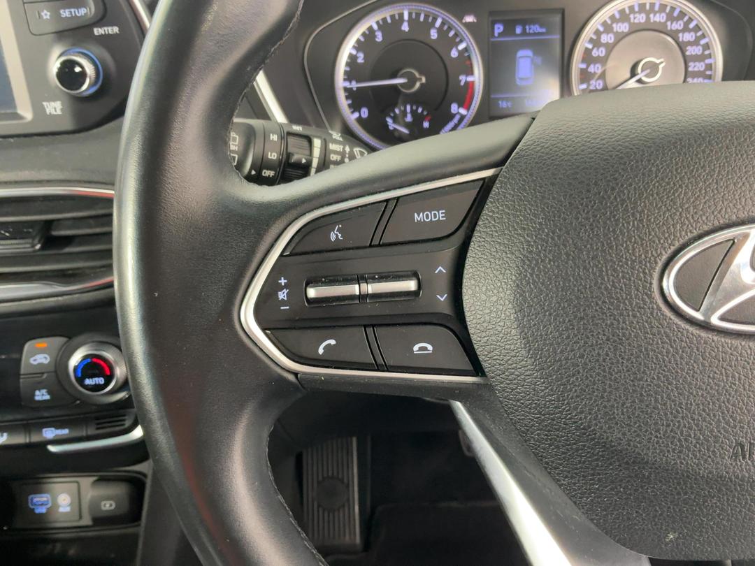Photo '24' of Hyundai Santa FE
