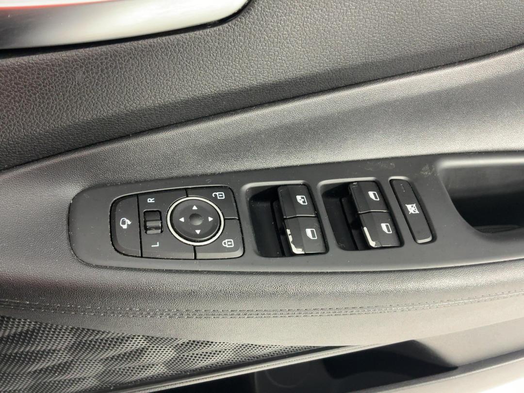 Photo '27' of Hyundai Santa FE
