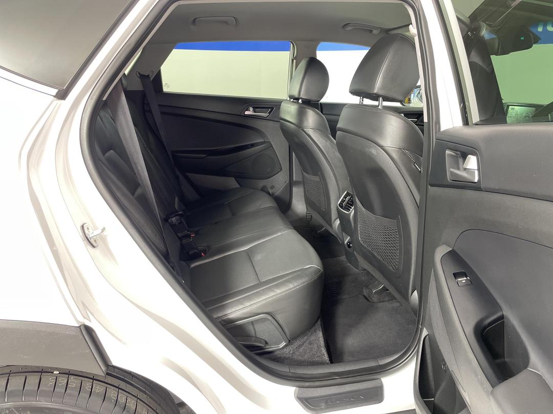 Photo '20' of Hyundai Tucson