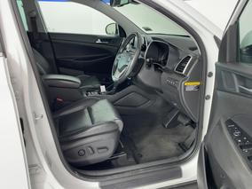 Photo '16' of Hyundai Tucson