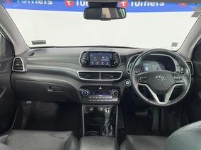 Photo '17' of Hyundai Tucson