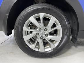 Photo '12' of Hyundai Tucson