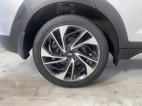Photo '12' of Hyundai Tucson