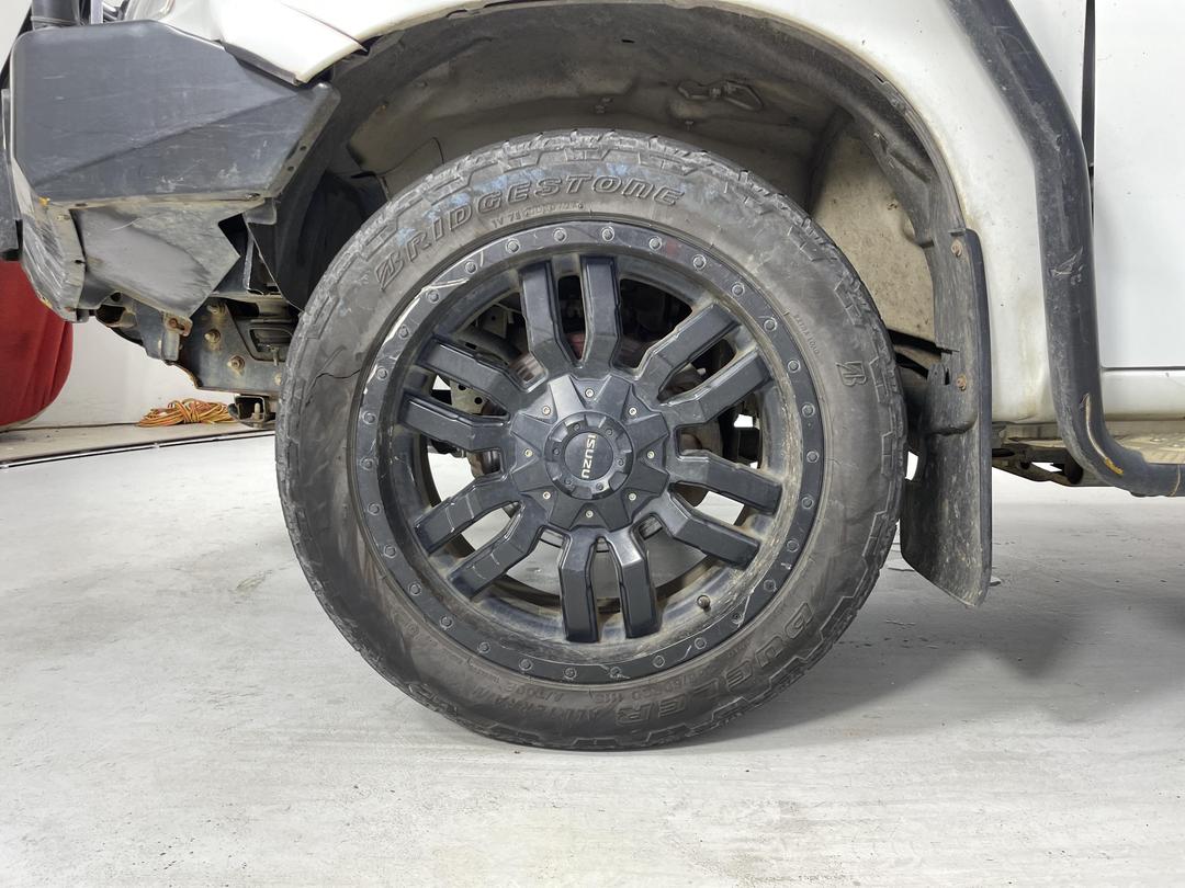 Photo '8' of Isuzu D-MAX LX DC