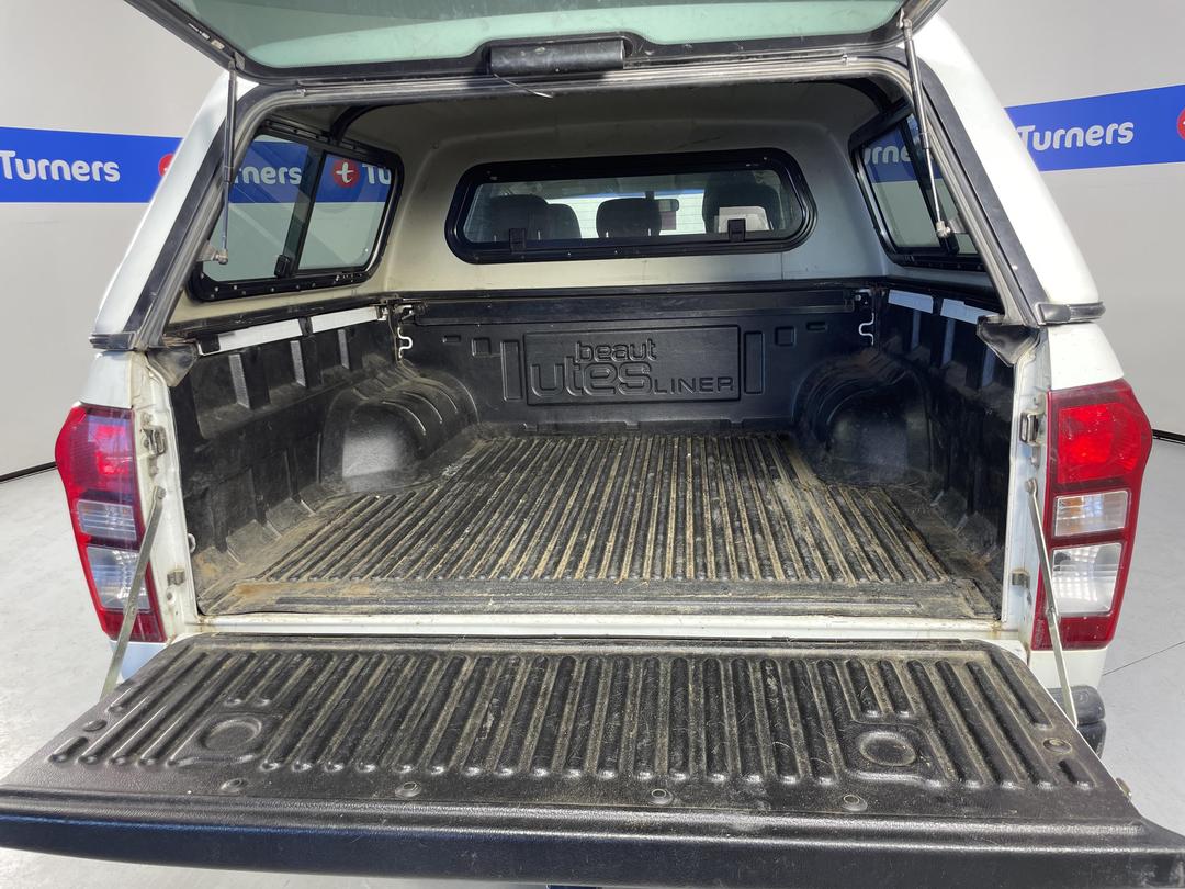 Photo '12' of Isuzu D-MAX LX DC