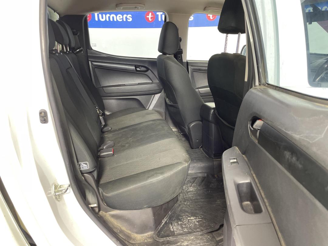 Photo '18' of Isuzu D-MAX LX DC