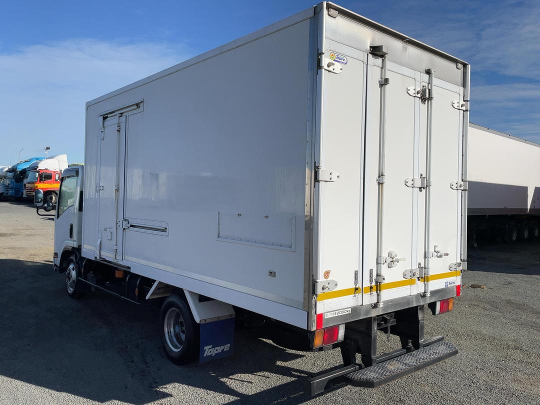 Photo '7' of Isuzu ELF Chiller