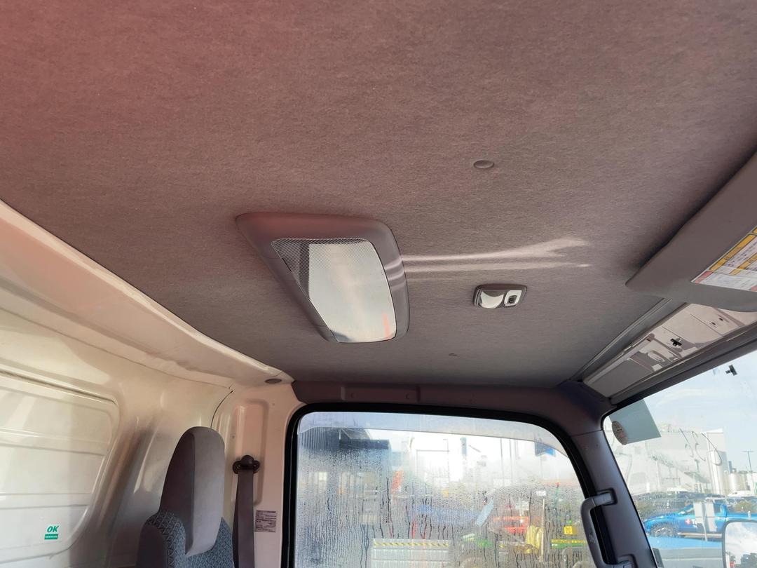 Photo '26' of Isuzu ELF Chiller