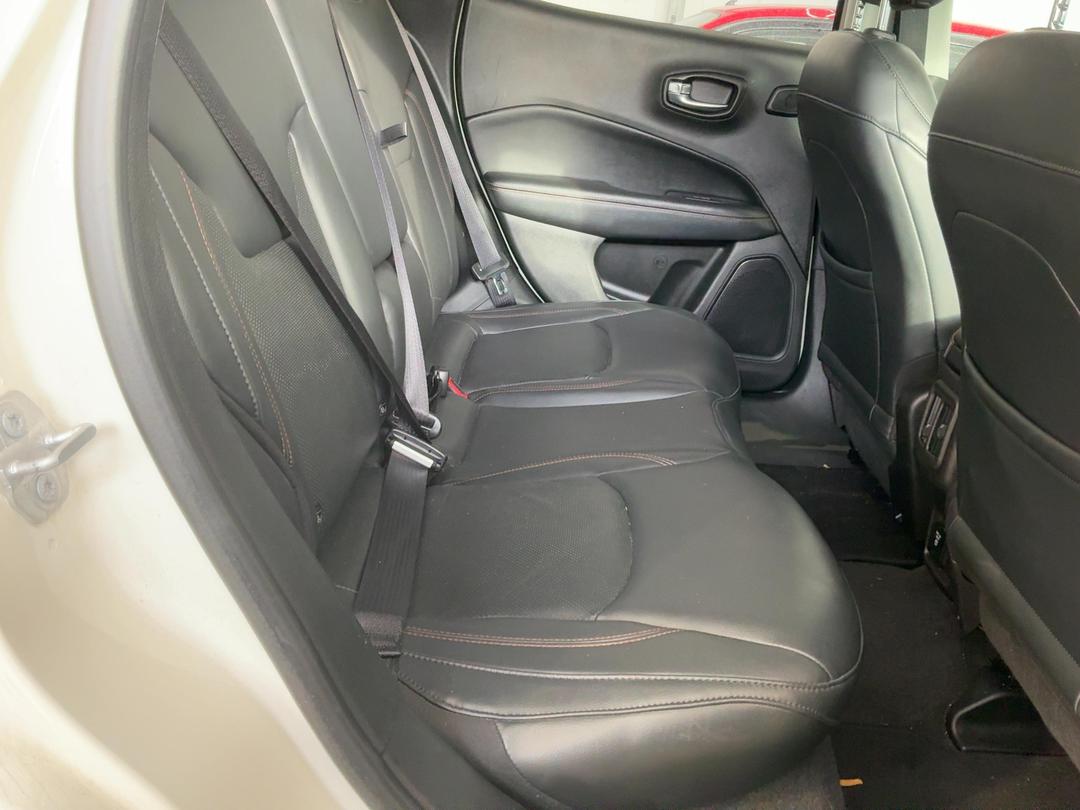 Photo '9' of Jeep Compass Limited Photo '9' of Jeep Compass Limited