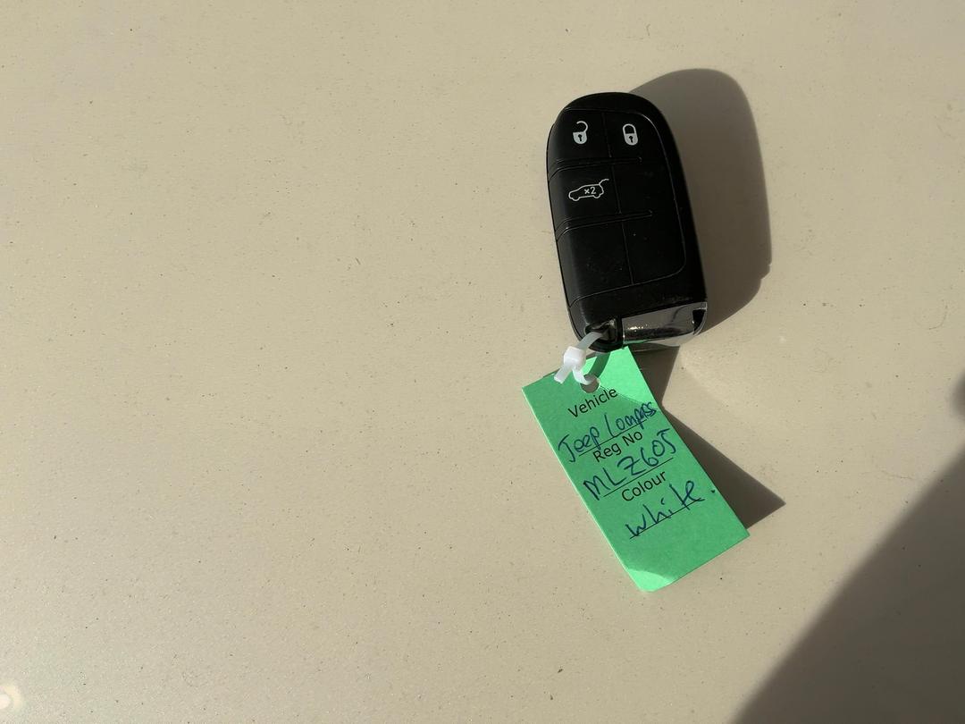 Photo '18' of Jeep Compass Limited Photo '18' of Jeep Compass Limited