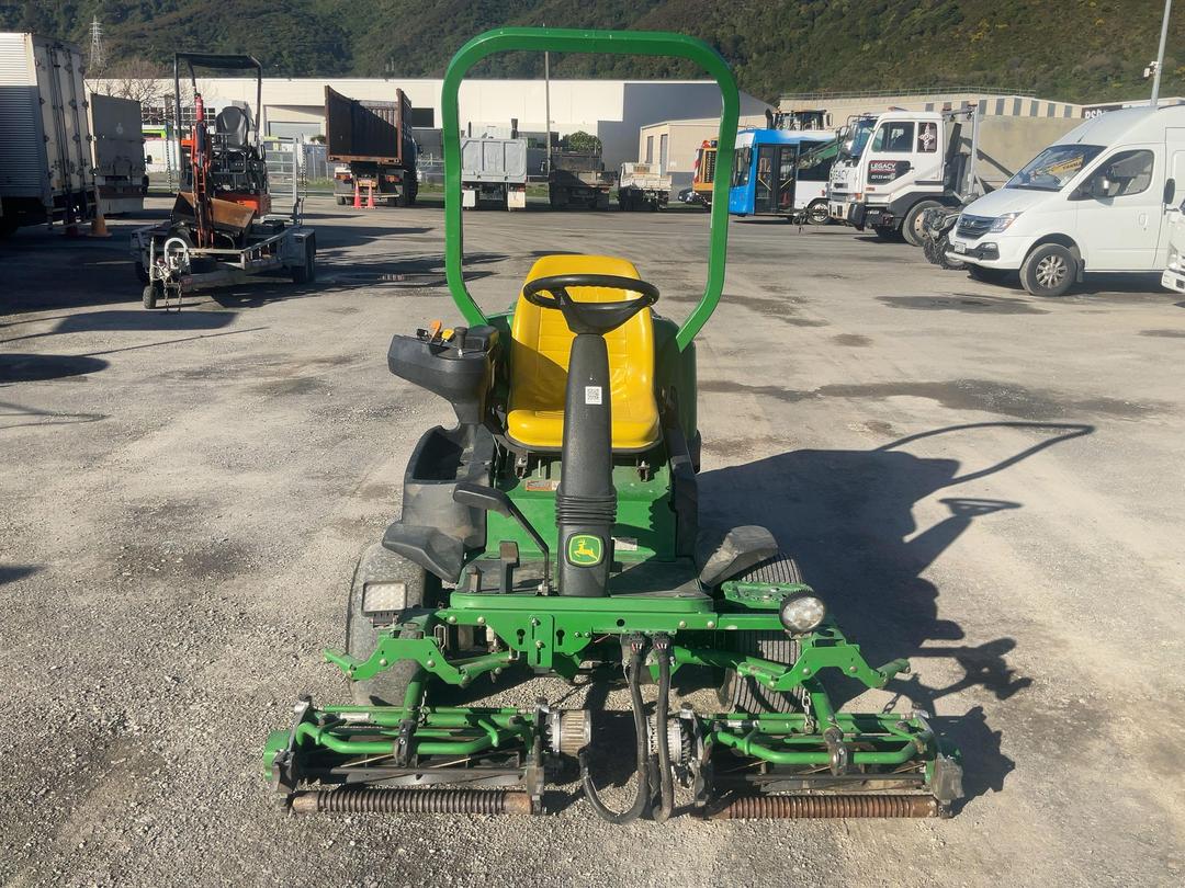 Photo '10' of John Deere 2500EH RGM DSL Mower
