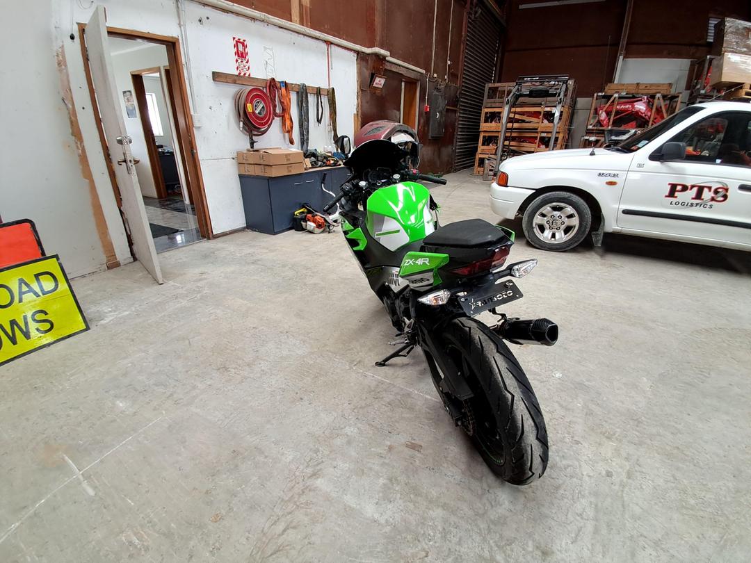 Photo '6' of Kawasaki EX 400