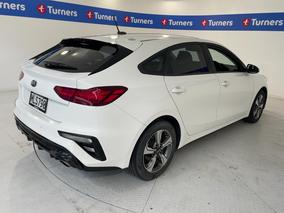 Photo '7' of KIA Cerato
