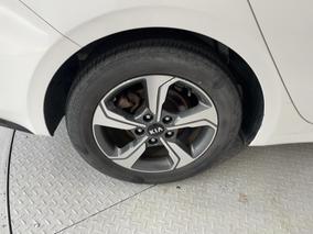 Photo '12' of KIA Cerato