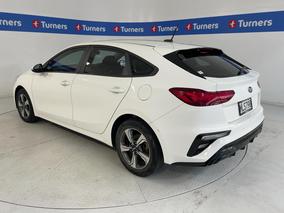 Photo '5' of KIA Cerato