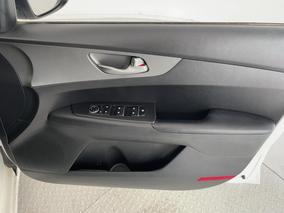 Photo '15' of KIA Cerato