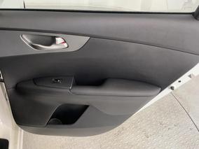 Photo '19' of KIA Cerato