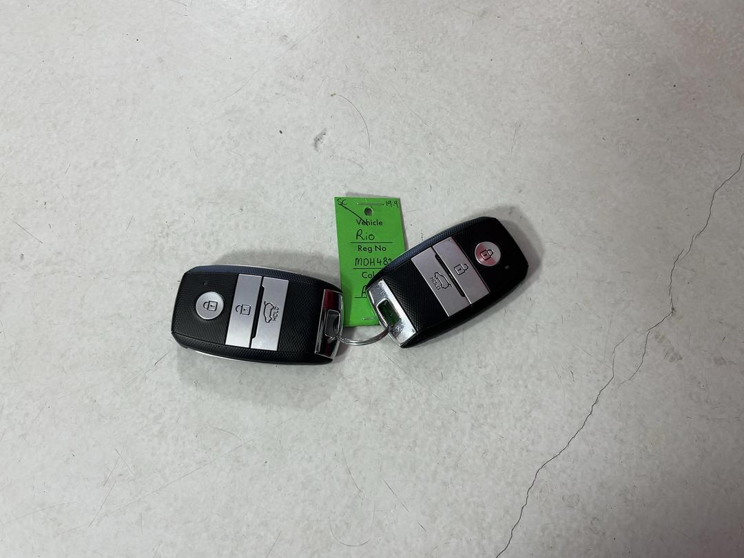 Photo '22' of KIA RIO