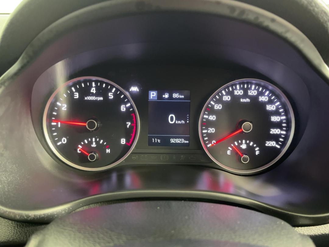 Photo '21' of KIA RIO