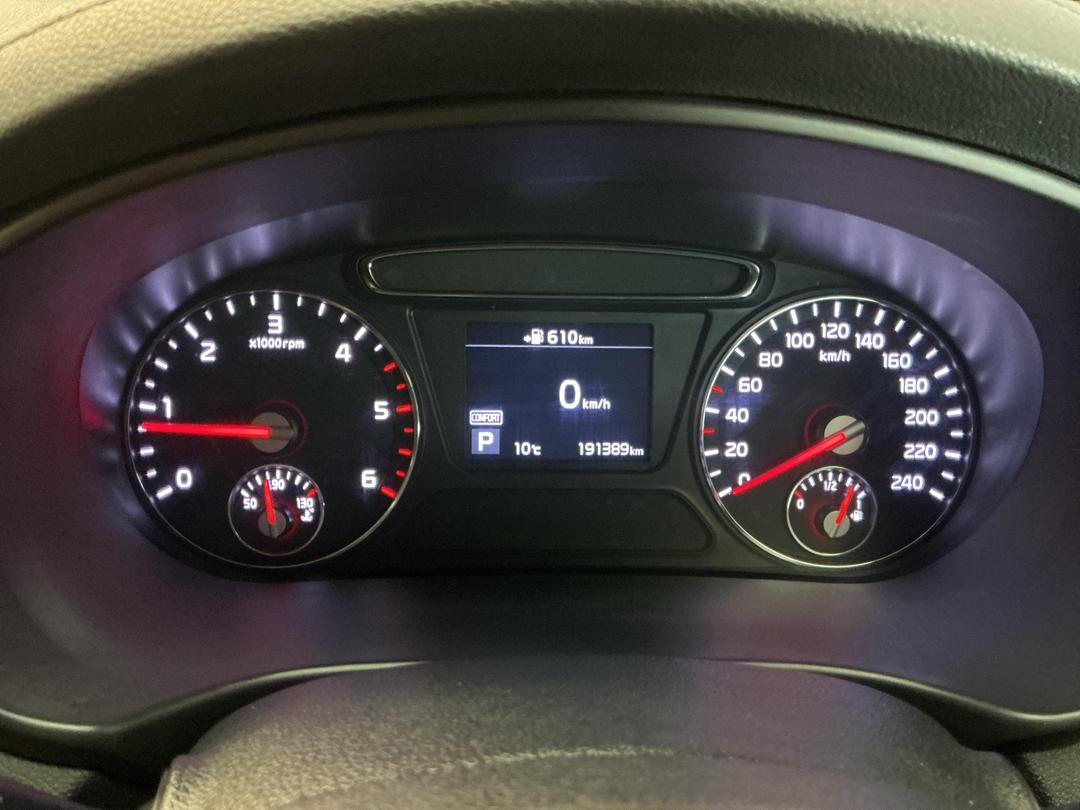 Photo '21' of KIA Sorento