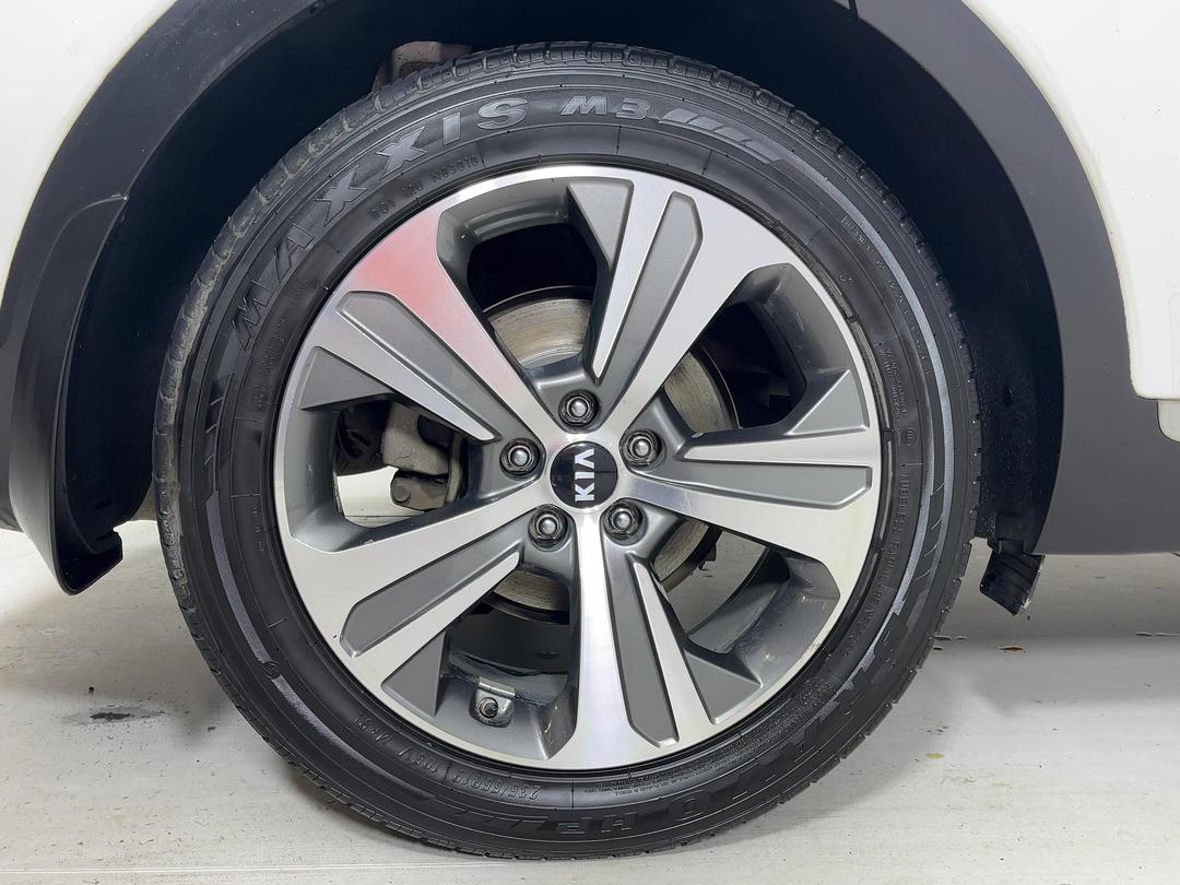 Photo '12' of KIA Sorento