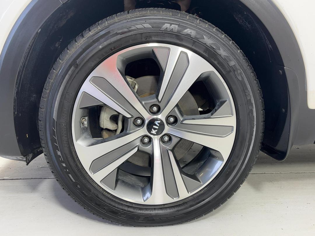 Photo '10' of KIA Sorento