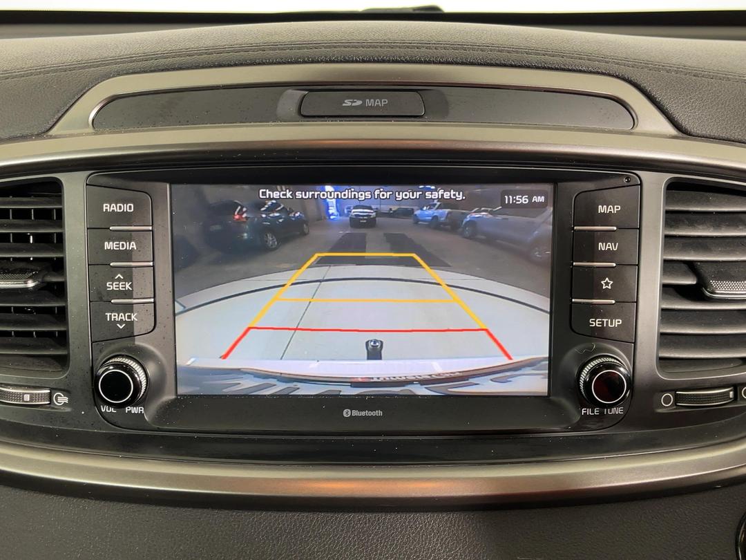 Photo '26' of KIA Sorento