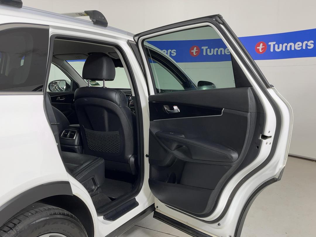 Photo '19' of KIA Sorento