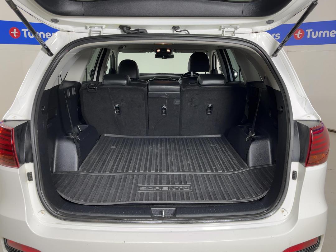 Photo '33' of KIA Sorento