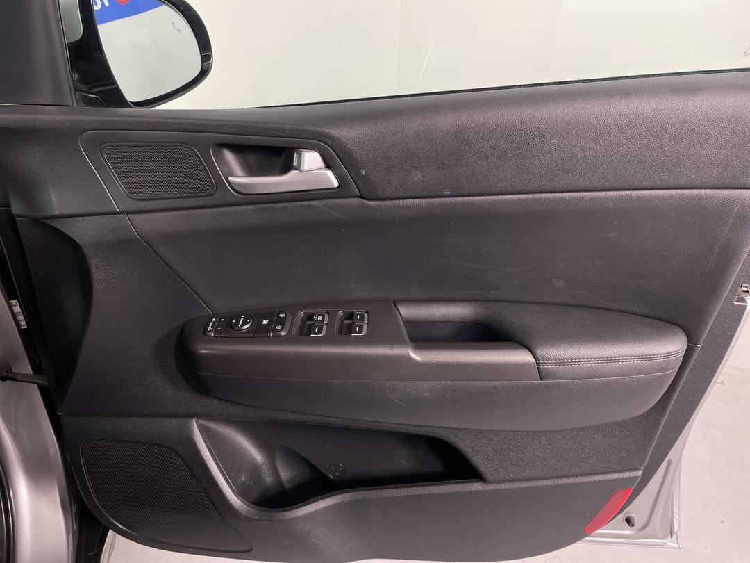 Photo '15' of KIA Sportage