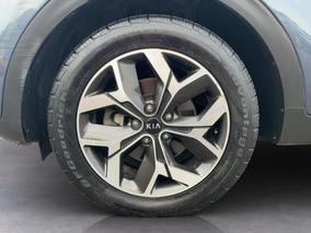 Photo '10' of KIA Sportage