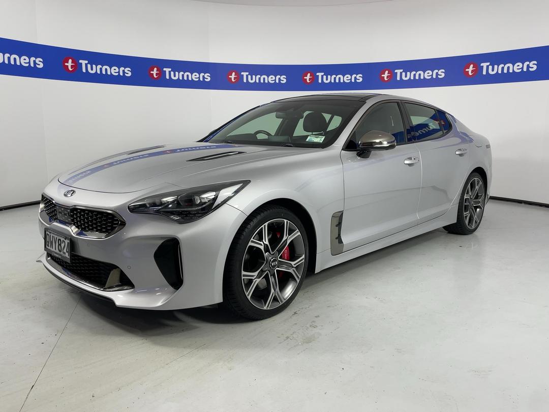 Photo '4' of KIA Stinger