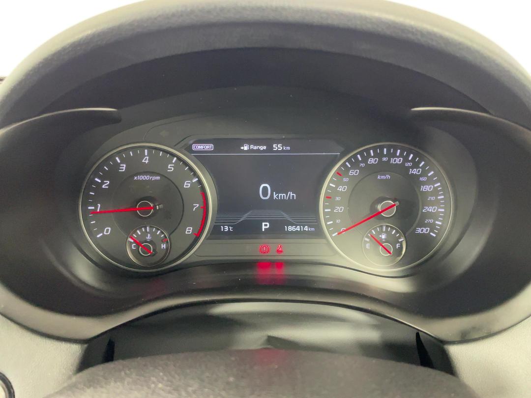Photo '21' of KIA Stinger