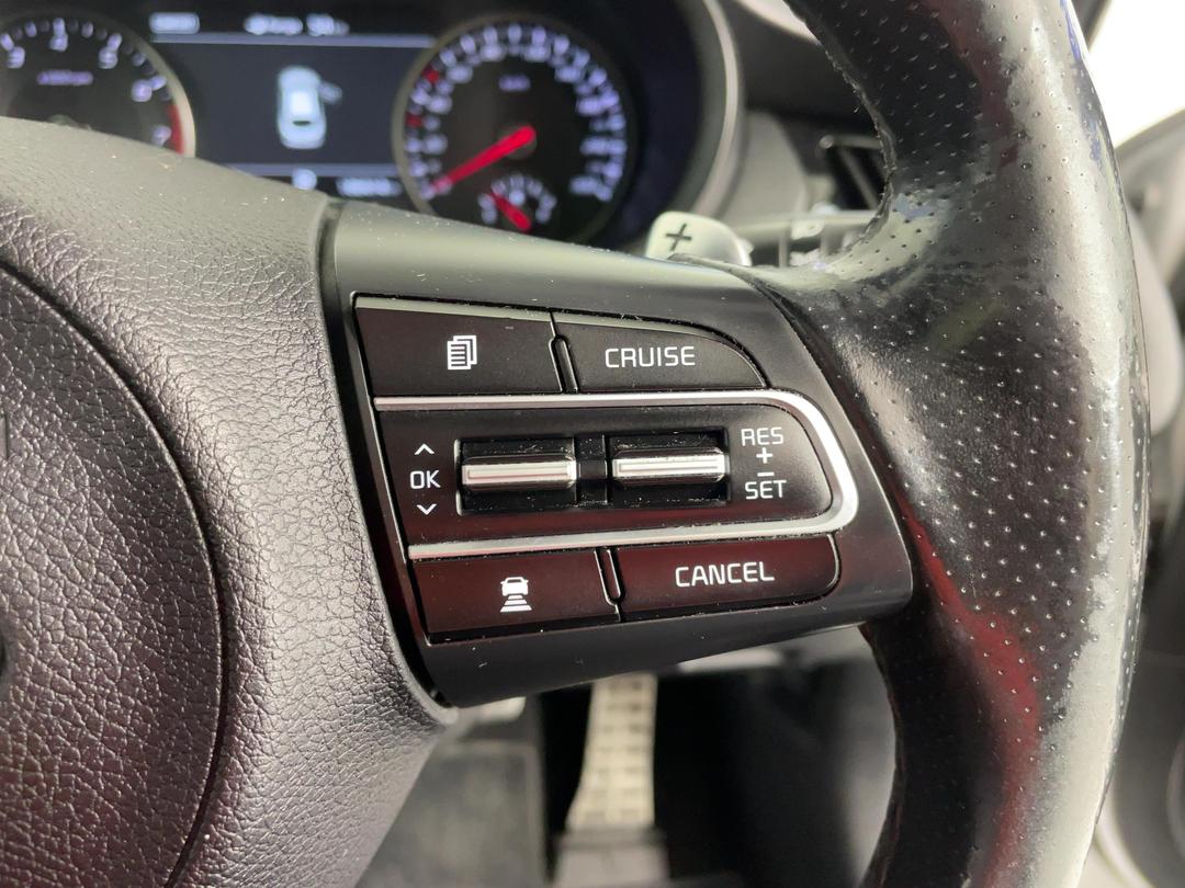 Photo '28' of KIA Stinger