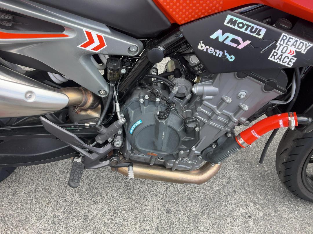 Photo '12' of KTM 790 Duke Photo '12' of KTM 790 Duke