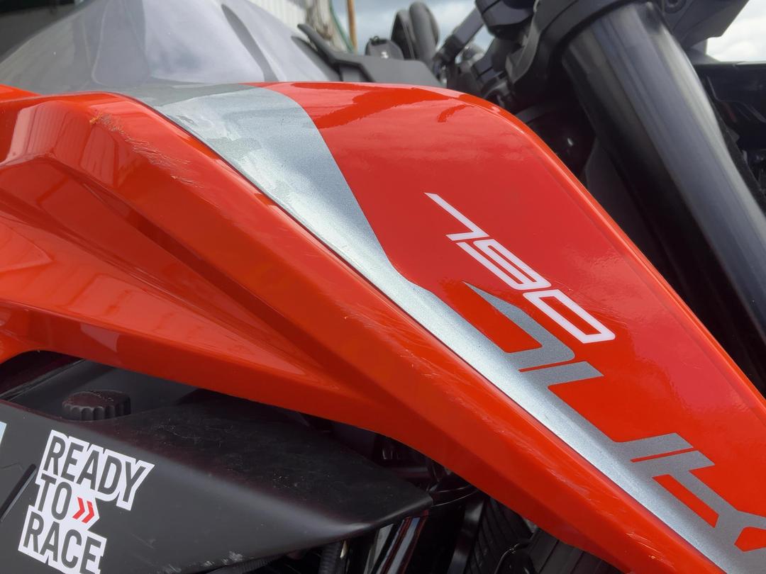 Photo '17' of KTM 790 Duke Photo '17' of KTM 790 Duke
